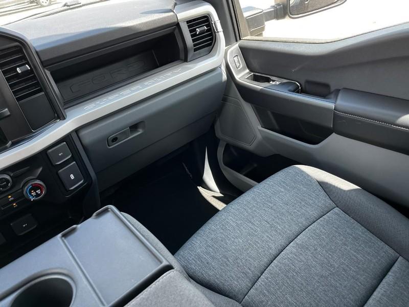 new 2025 Ford F-350 car, priced at $56,295