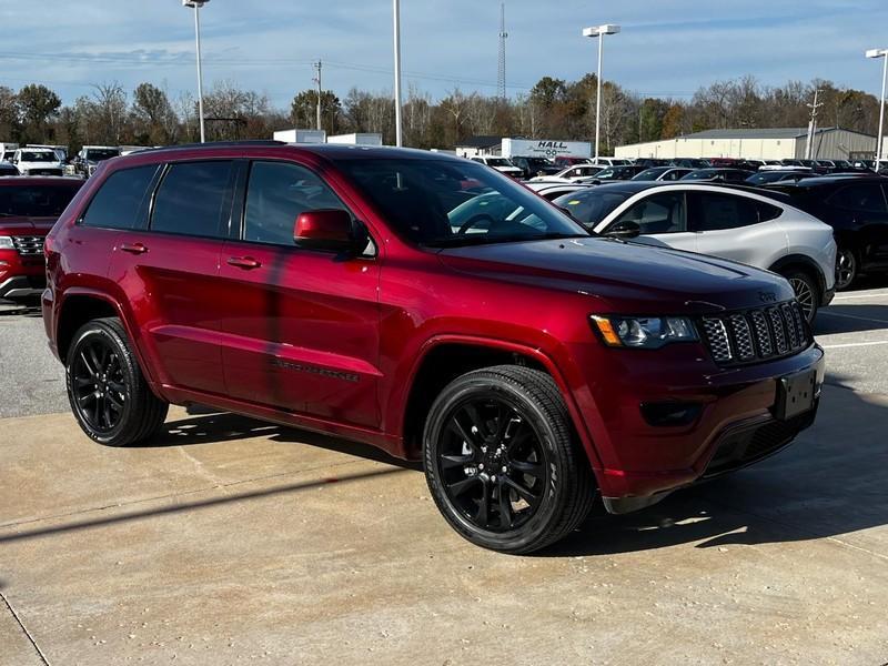 used 2021 Jeep Grand Cherokee car, priced at $30,595