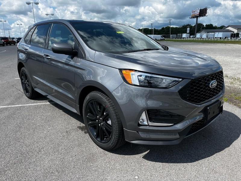 new 2024 Ford Edge car, priced at $37,745