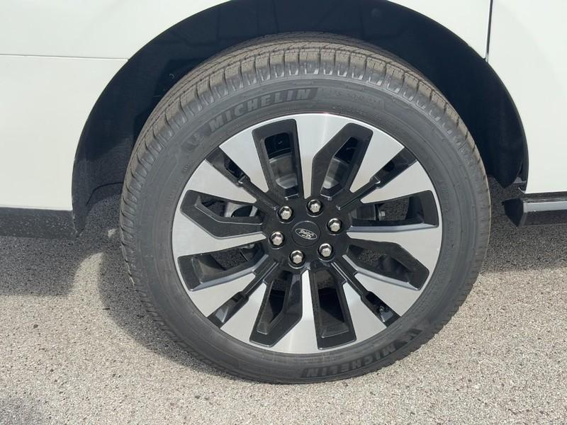 new 2025 Ford Expedition Max car, priced at $90,996