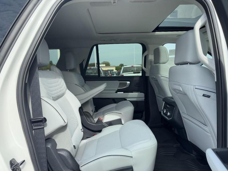 new 2025 Ford Expedition Max car, priced at $90,996