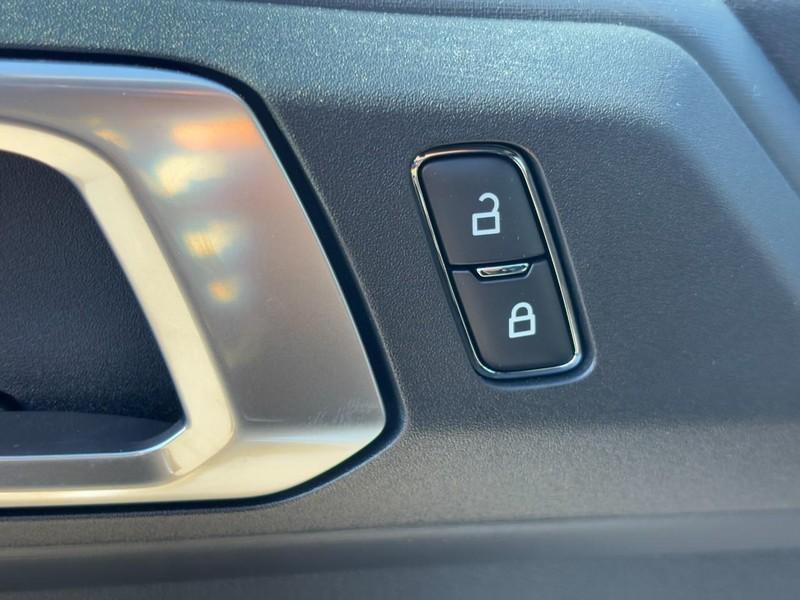 new 2025 Ford Bronco car, priced at $58,974