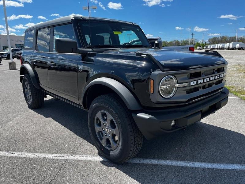new 2024 Ford Bronco car, priced at $45,045
