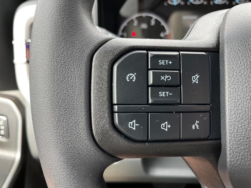 new 2025 Ford F-250 car, priced at $67,265