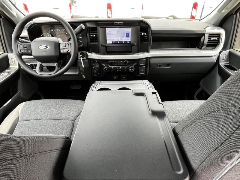 new 2025 Ford F-250 car, priced at $67,265