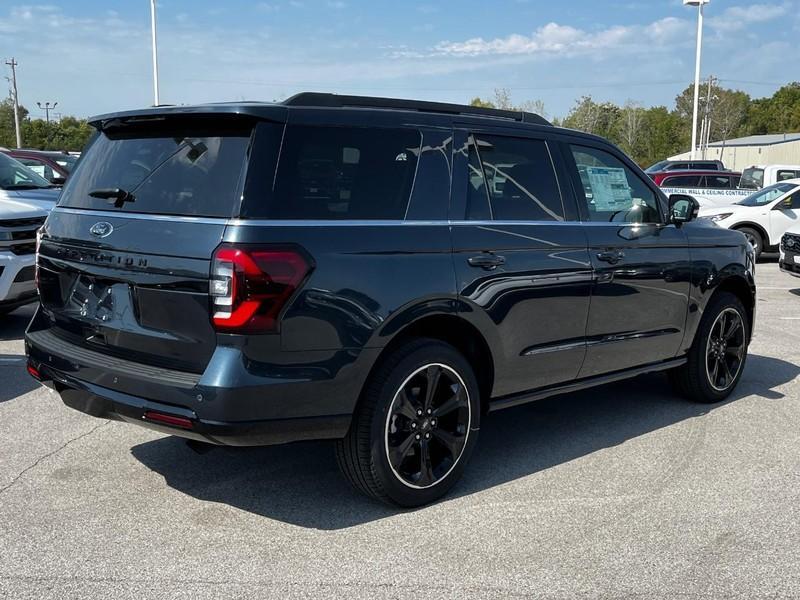 new 2024 Ford Expedition car, priced at $71,444