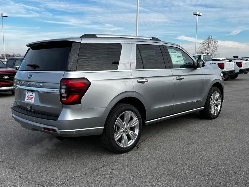 new 2024 Ford Expedition car, priced at $75,012