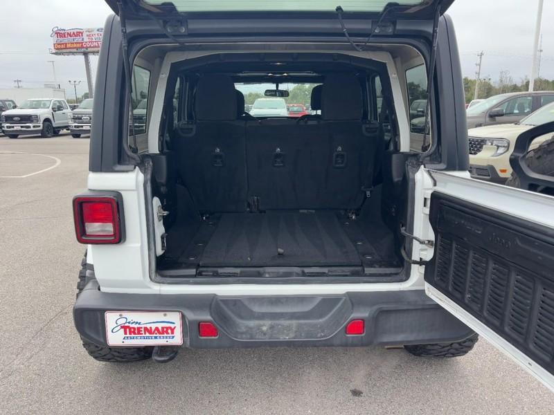 used 2019 Jeep Wrangler Unlimited car, priced at $27,595