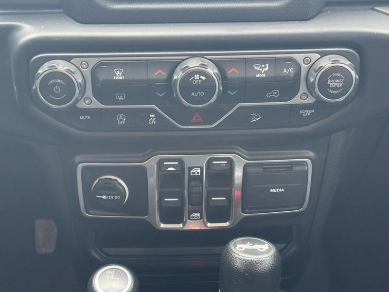 used 2019 Jeep Wrangler Unlimited car, priced at $27,595