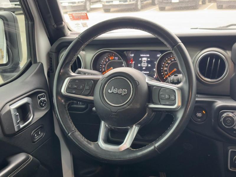 used 2019 Jeep Wrangler Unlimited car, priced at $27,595