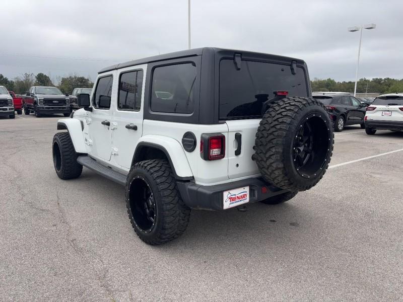 used 2019 Jeep Wrangler Unlimited car, priced at $27,595