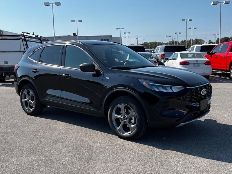 new 2025 Ford Escape car, priced at $32,399