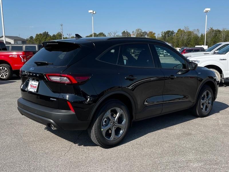 new 2025 Ford Escape car, priced at $32,399