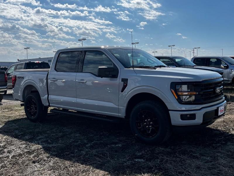 new 2024 Ford F-150 car, priced at $47,318