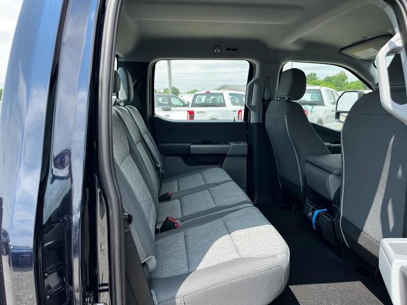 new 2025 Ford F-250 car, priced at $67,355