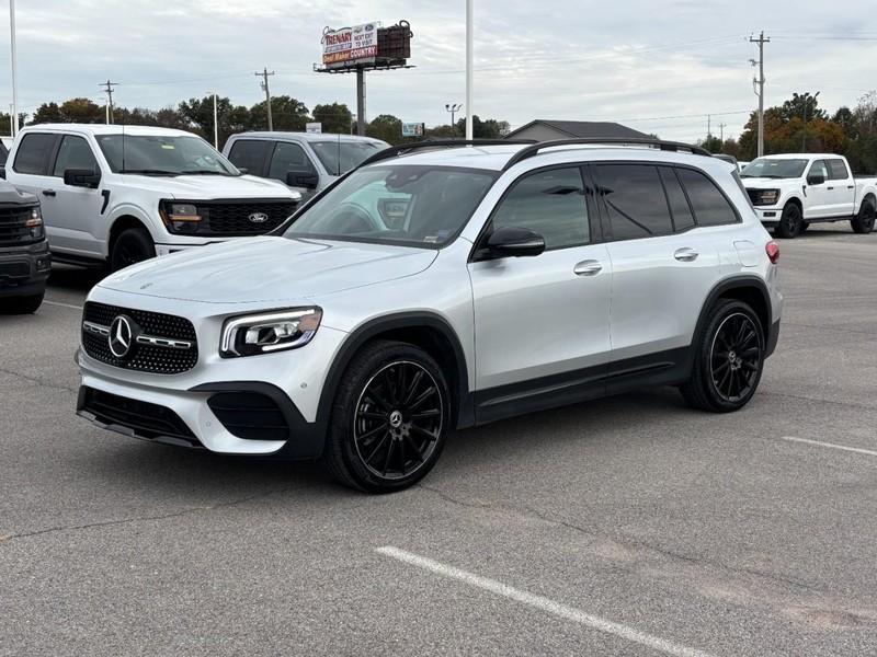 used 2020 Mercedes-Benz GLB 250 car, priced at $27,595