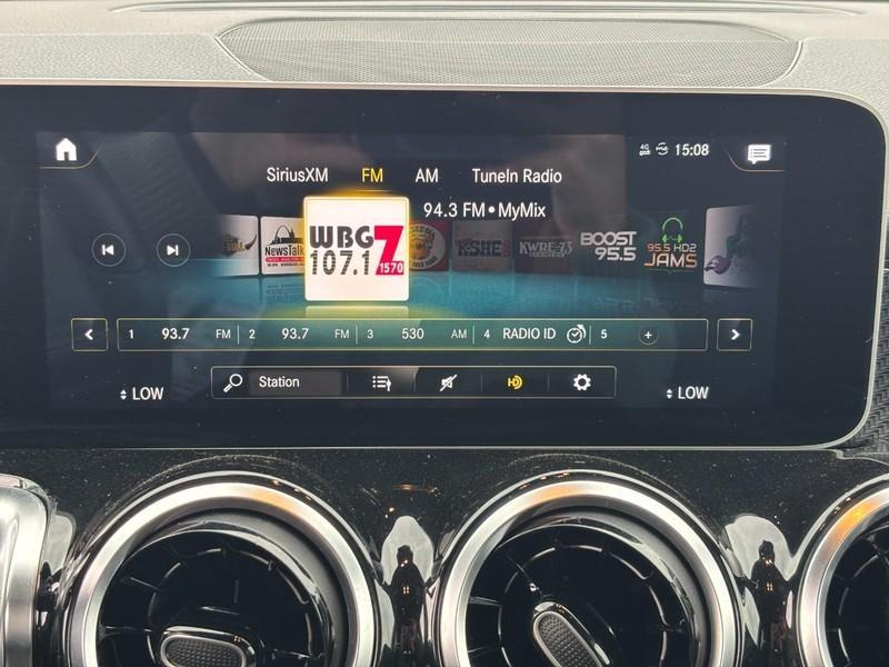 used 2020 Mercedes-Benz GLB 250 car, priced at $27,595