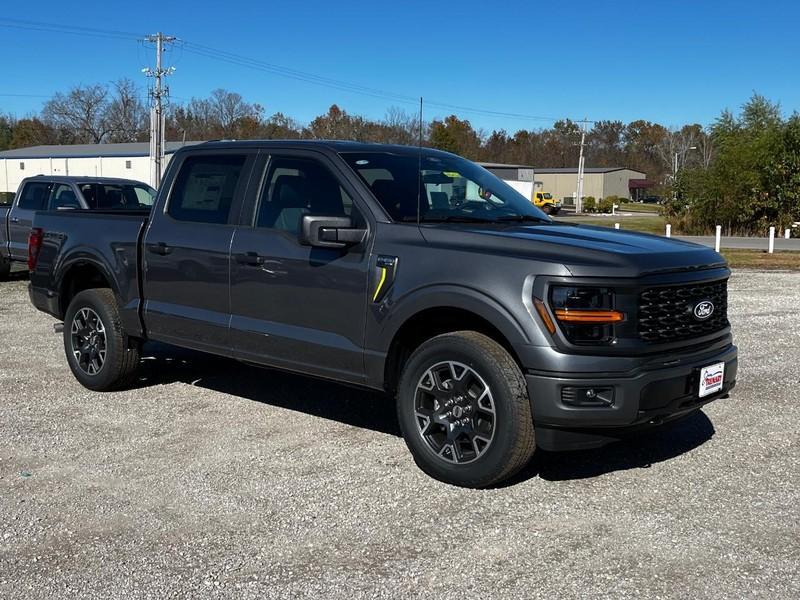 new 2024 Ford F-150 car, priced at $43,177