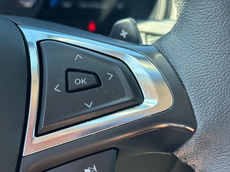 used 2022 Ford Edge car, priced at $26,395