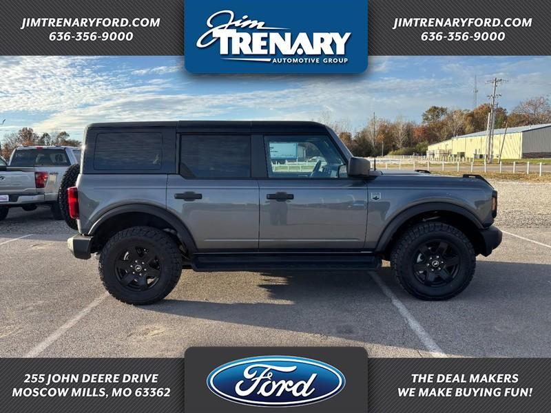 new 2025 Ford Bronco car, priced at $50,070