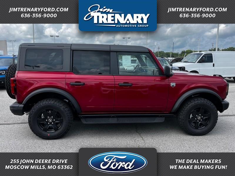 new 2025 Ford Bronco car, priced at $50,880