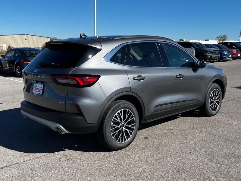 new 2025 Ford Escape car, priced at $37,405