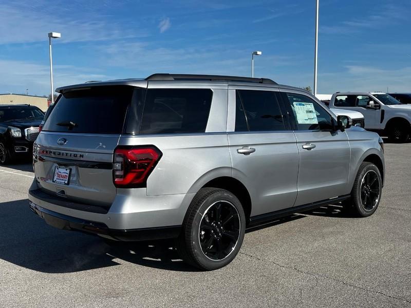 new 2024 Ford Expedition car, priced at $69,555