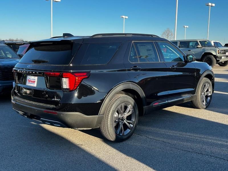 new 2025 Ford Explorer car, priced at $44,905