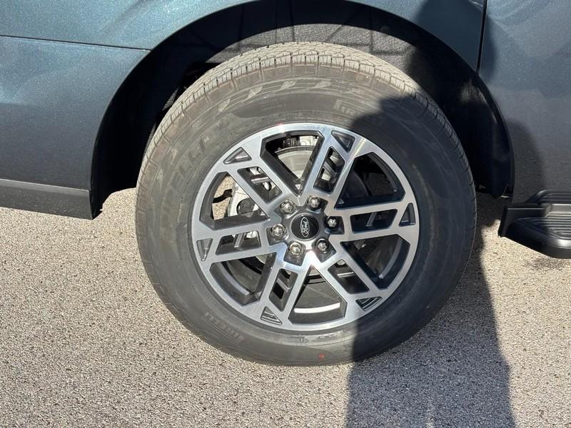 new 2025 Ford Expedition Max car, priced at $73,412