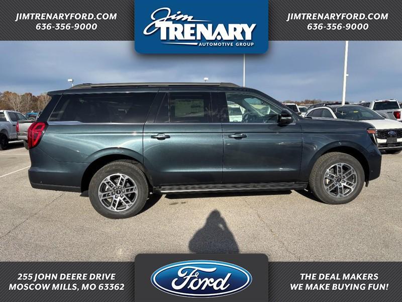 new 2025 Ford Expedition Max car, priced at $73,412