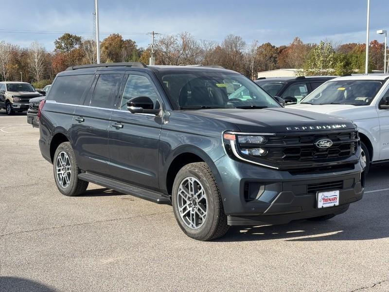 new 2025 Ford Expedition Max car, priced at $73,412
