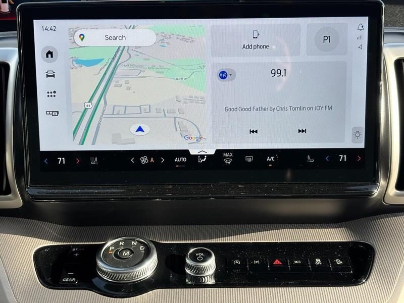 new 2025 Ford Expedition Max car, priced at $73,412