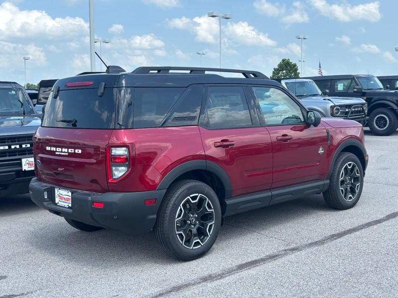 new 2025 Ford Bronco Sport car, priced at $39,727