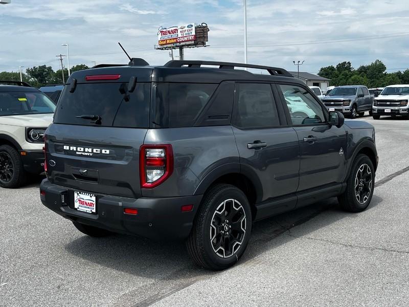 new 2025 Ford Bronco Sport car, priced at $37,516