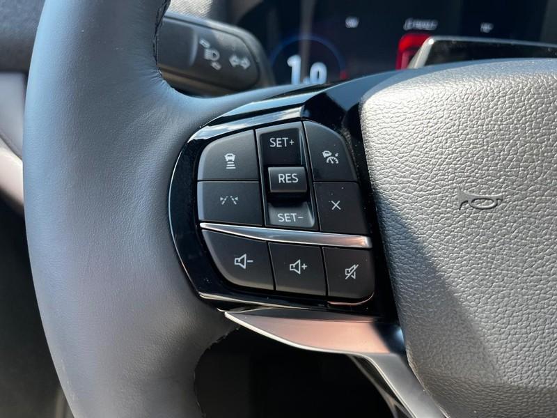 new 2025 Ford Explorer car, priced at $57,968