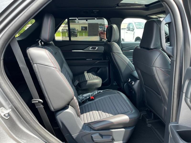 new 2025 Ford Explorer car, priced at $48,615