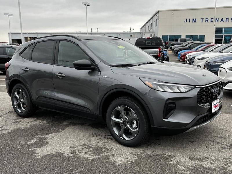 new 2025 Ford Escape car, priced at $33,898