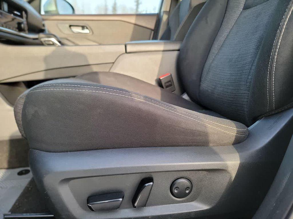 used 2022 Nissan Rogue car, priced at $25,752