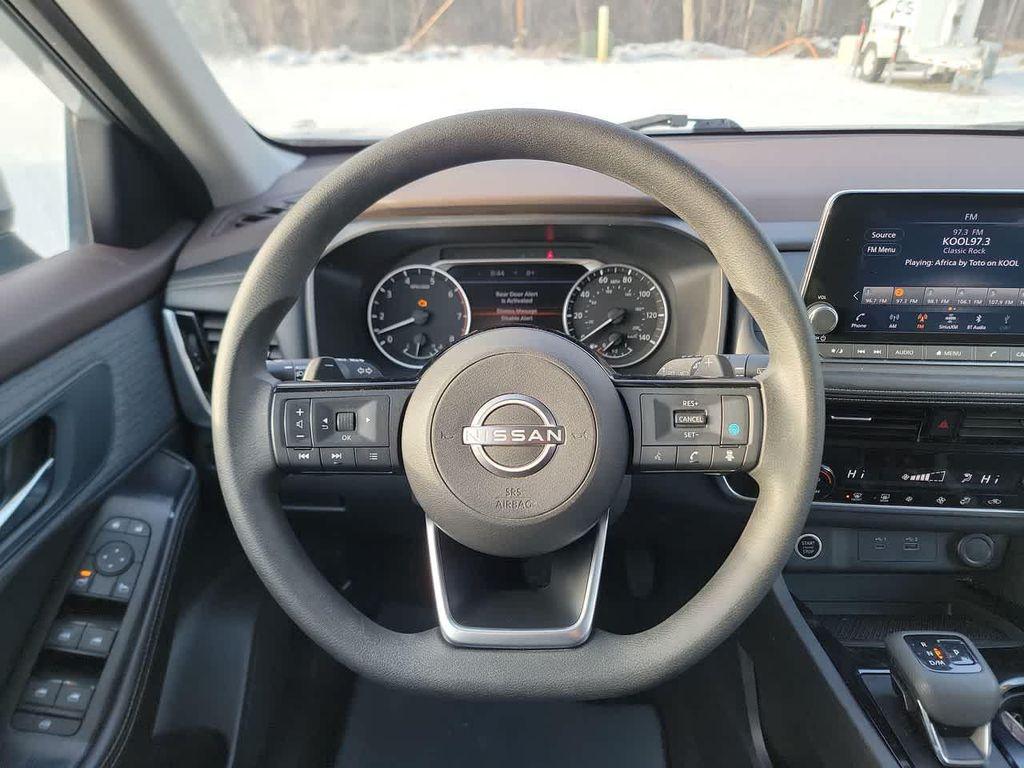 used 2022 Nissan Rogue car, priced at $25,752