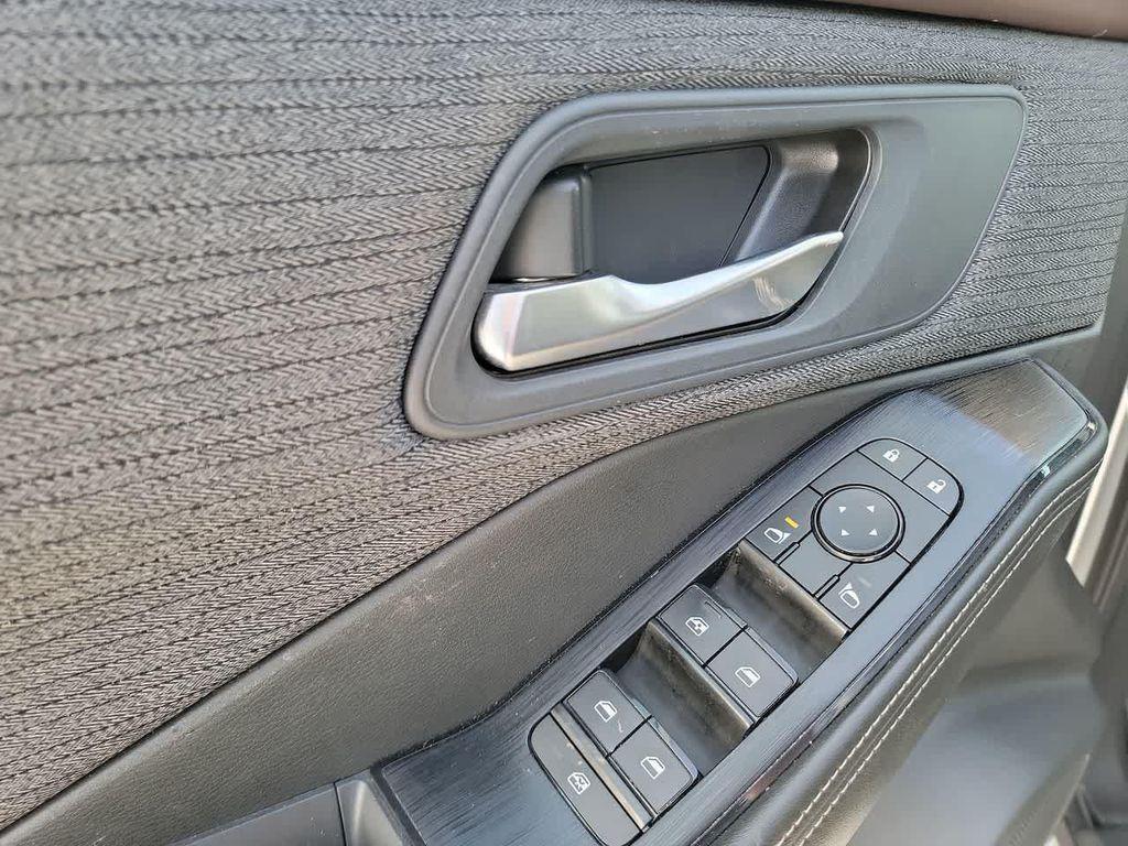 used 2022 Nissan Rogue car, priced at $25,752