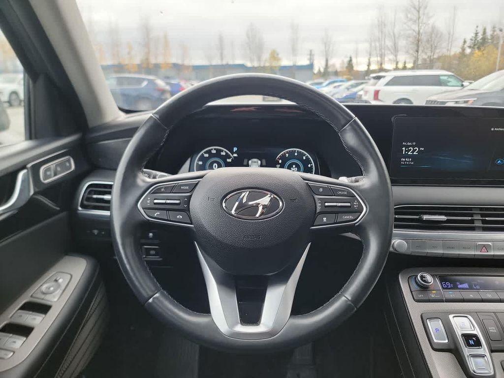 used 2022 Hyundai Palisade car, priced at $37,883
