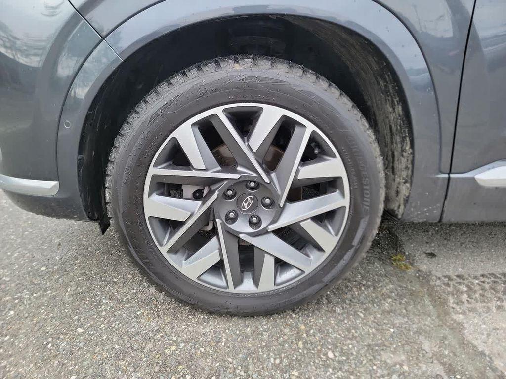 used 2021 Hyundai Santa Fe car, priced at $25,995
