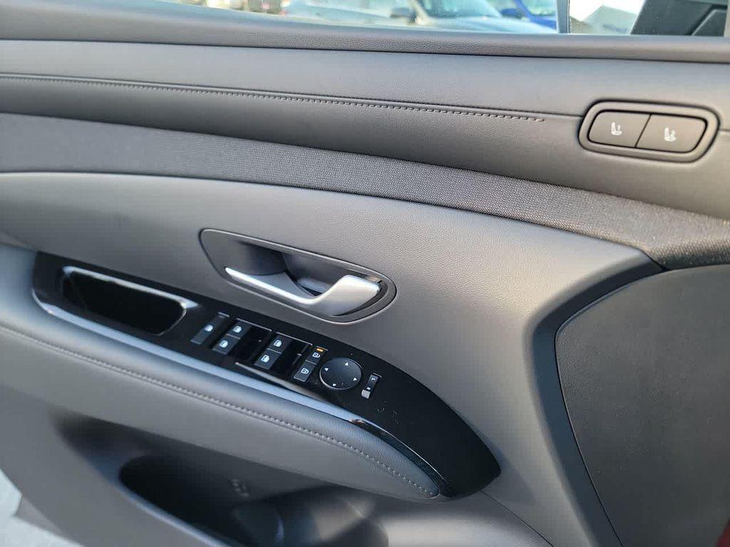 new 2026 Hyundai TUCSON Hybrid car, priced at $44,120