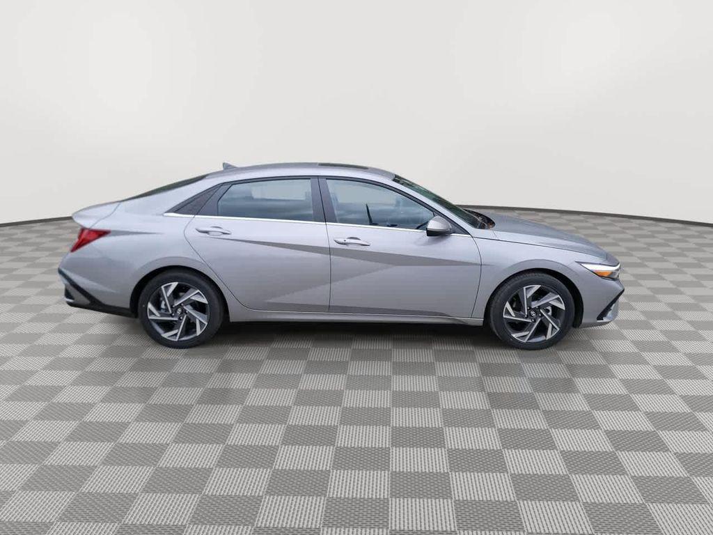 new 2025 Hyundai Elantra car, priced at $26,610