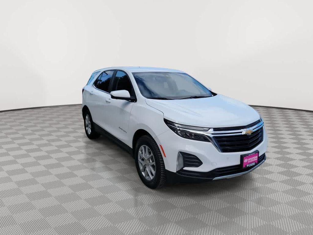 used 2024 Chevrolet Equinox car, priced at $26,962