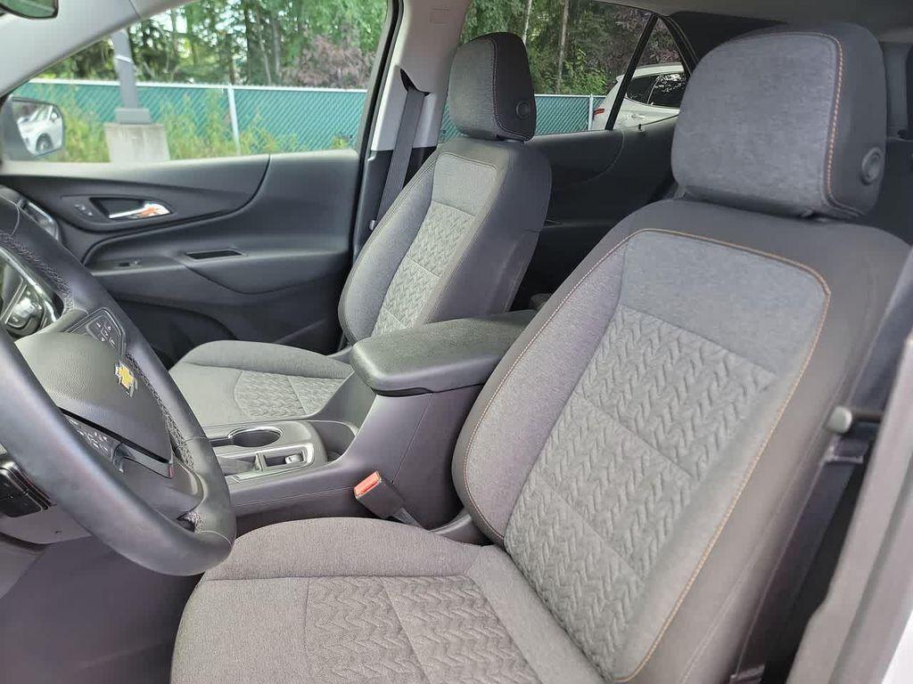 used 2024 Chevrolet Equinox car, priced at $26,962