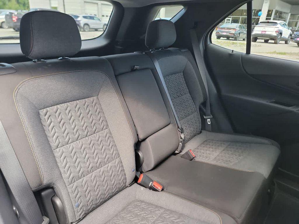 used 2024 Chevrolet Equinox car, priced at $26,962