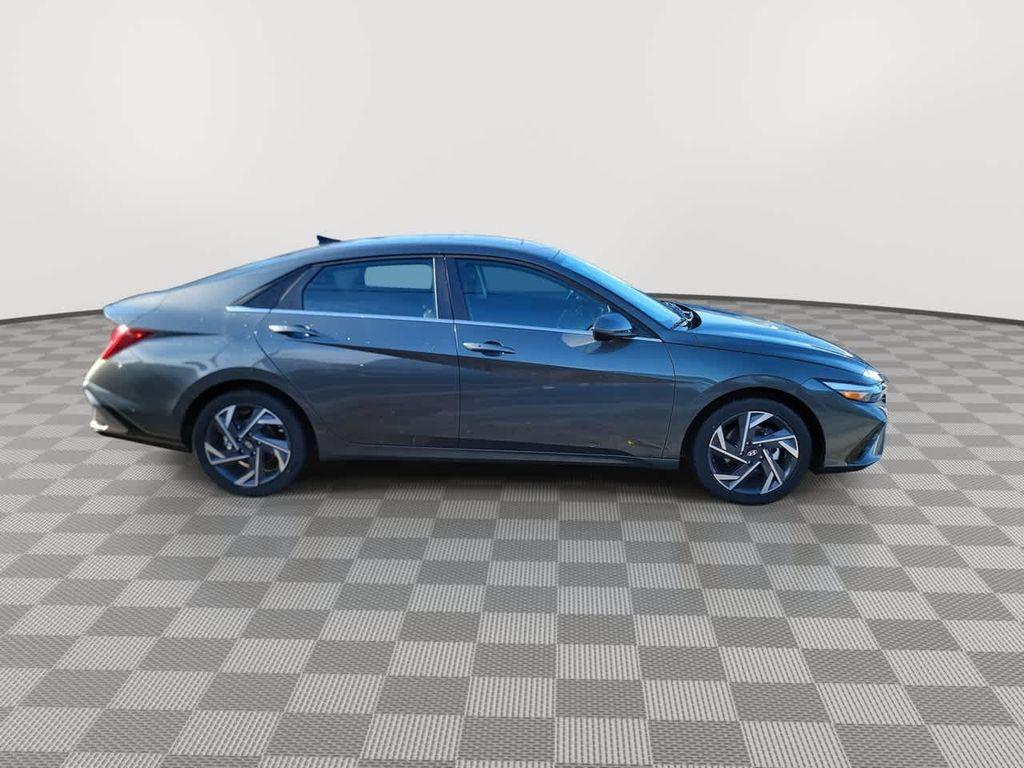 new 2025 Hyundai Elantra car, priced at $26,610