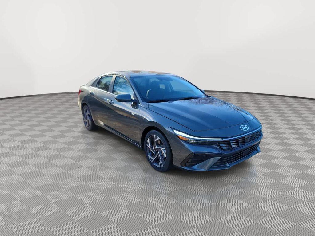 new 2025 Hyundai Elantra car, priced at $26,610
