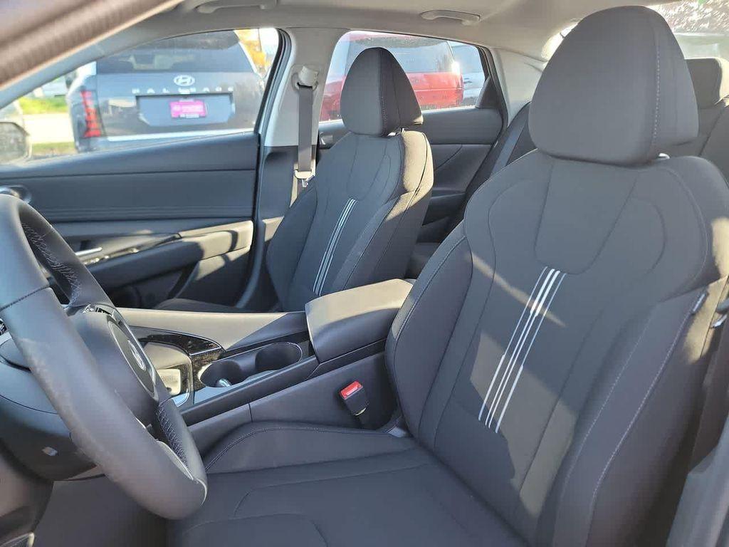 new 2025 Hyundai Elantra car, priced at $26,610